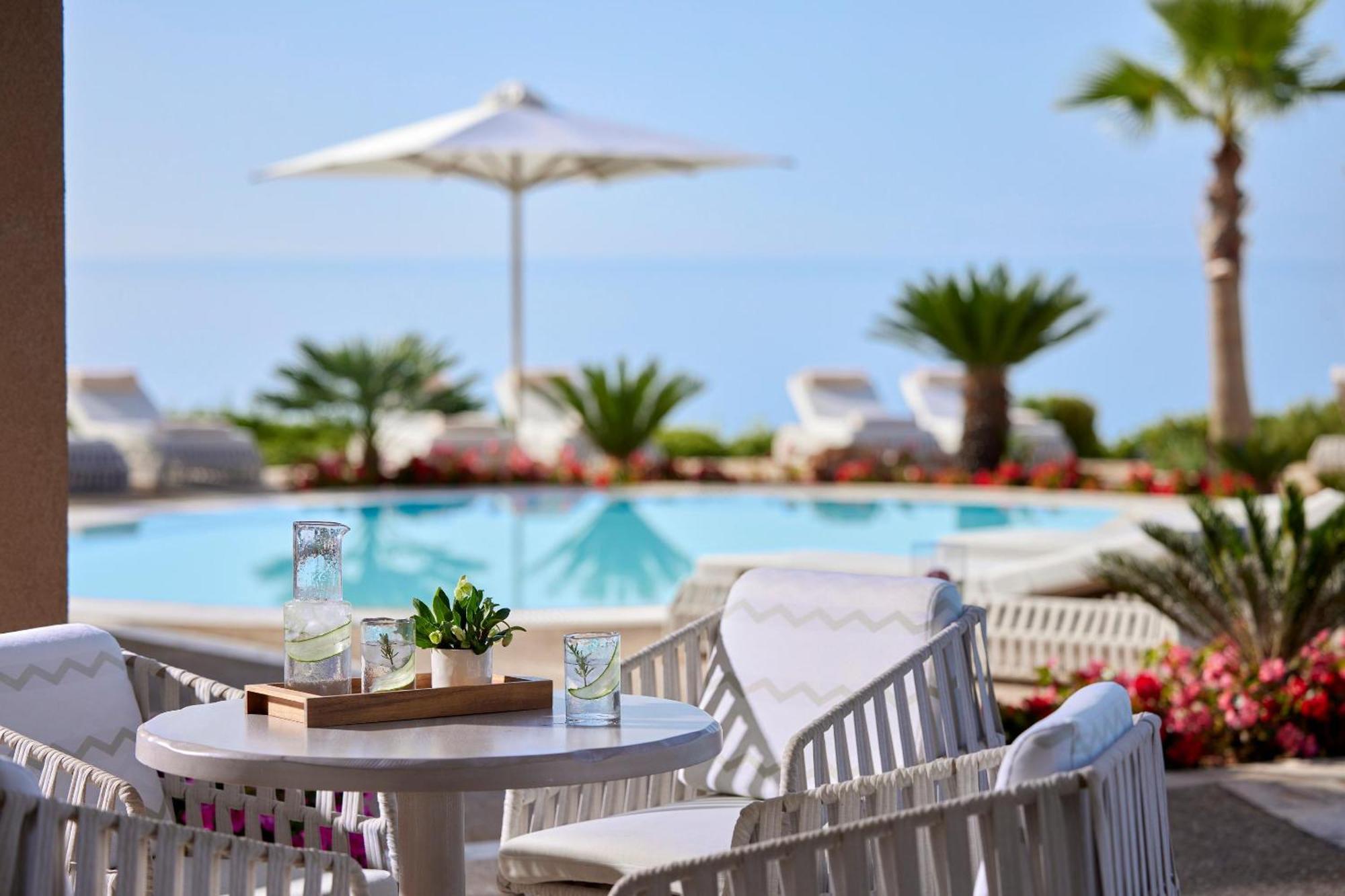 Hotel Ikos Oceania Nea Moudania Esterno foto